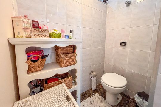 Banheiro de apartamento à venda com 2 quartos, 76m² em Jardim Paulista, São Paulo