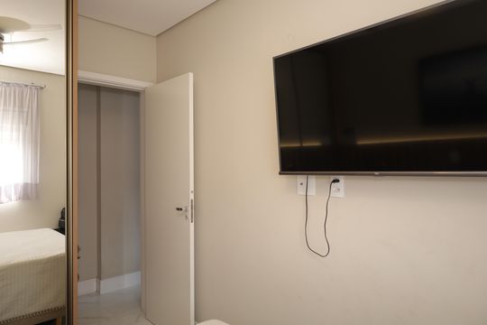 Quarto 1 de apartamento à venda com 2 quartos, 68m² em Vila Jacuí, São Paulo