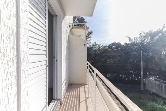 Varanda Suíte 03 de casa de condomínio à venda com 3 quartos, 180m² em Jardim das Vertentes, São Paulo