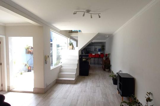 Casa à venda com 4 quartos, 160m² em Jardim Ester, São Paulo