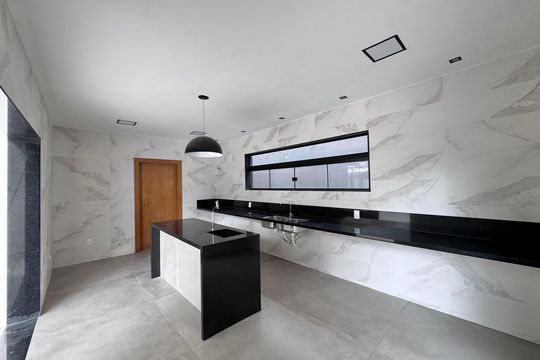 Cozinha de apartamento à venda com 5 quartos, 660m² em Barra da Tijuca, Rio de Janeiro