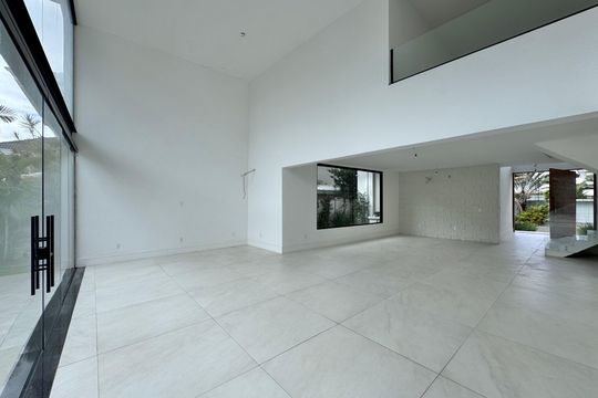 Apartamento à venda com 5 quartos, 660m² em Barra da Tijuca, Rio de Janeiro