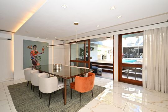 Cozinha de casa à venda com 3 quartos, 443m² em Cidade Jardim, São Paulo