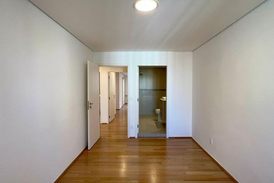 Suíte 1 de apartamento à venda com 3 quartos, 134m² em Cerqueira César, São Paulo