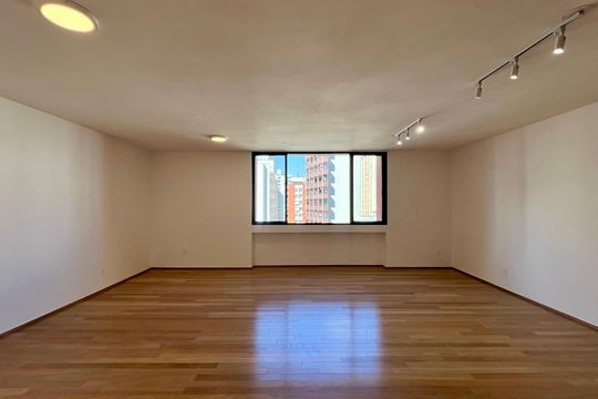 Apartamento à venda com 3 quartos, 134m² em Cerqueira César, São Paulo