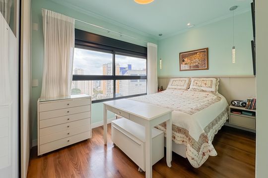 Suíte de apartamento à venda com 2 quartos, 91m² em Vila Mariana, São Paulo