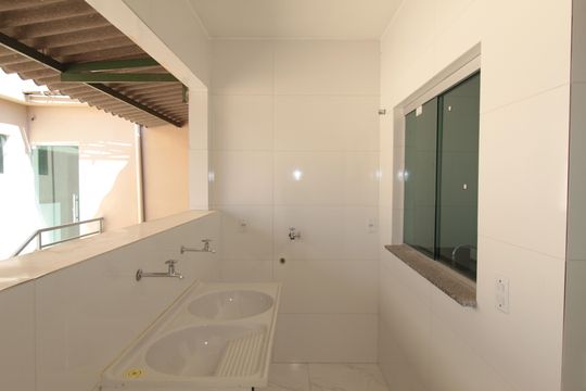 Área de Serviço de casa para alugar com 2 quartos, 60m² em Santa Martinha, Ribeirão das Neves