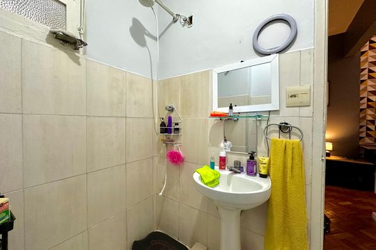 Banheiro de apartamento para alugar com 1 quarto, 47m² em Centro, Rio de Janeiro