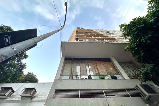 Fachada de apartamento para alugar com 1 quarto, 47m² em Centro, Rio de Janeiro