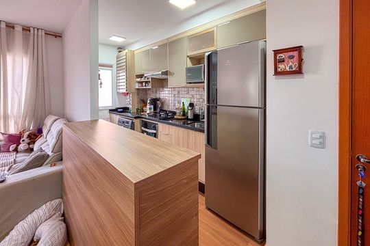 Cozinha de apartamento para alugar com 2 quartos, 47m² em Jardim Boa Vista (zona Oeste), Osasco