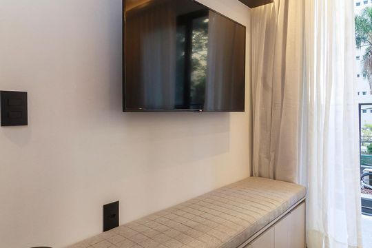 Sala de apartamento para alugar com 1 quarto, 27m² em Campo Belo, São Paulo
