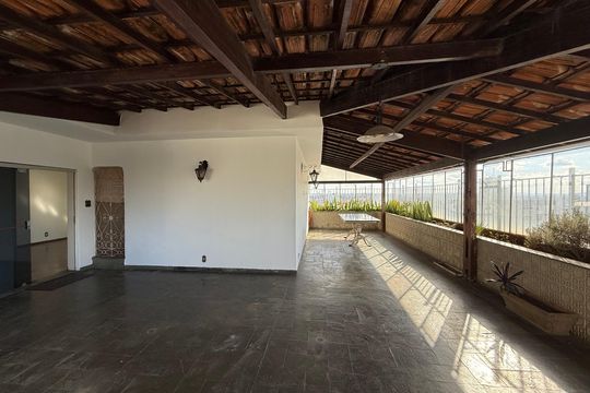 Apartamento à venda com 4 quartos, 420m² em Grajaú, Belo Horizonte