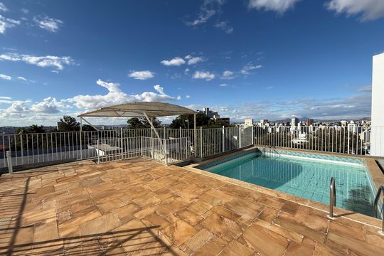 Apartamento à venda com 4 quartos, 420m² em Grajaú, Belo Horizonte