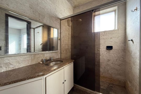Apartamento à venda com 4 quartos, 420m² em Grajaú, Belo Horizonte