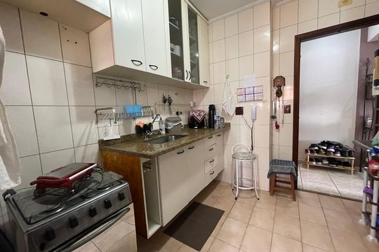 Cozinha de apartamento à venda com 3 quartos, 84m² em Jardim das Vertentes, São Paulo