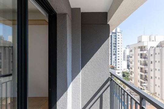 Varanda de kitnet/studio para alugar com 1 quarto, 24m² em Santa Cecilia, São Paulo