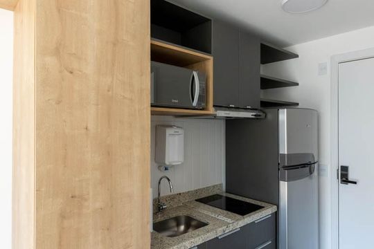 Cozinha de kitnet/studio para alugar com 1 quarto, 24m² em Santa Cecilia, São Paulo