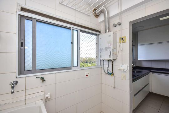 Área de Serviço de apartamento para alugar com 3 quartos, 113m² em Parque do Morumbi, São Paulo