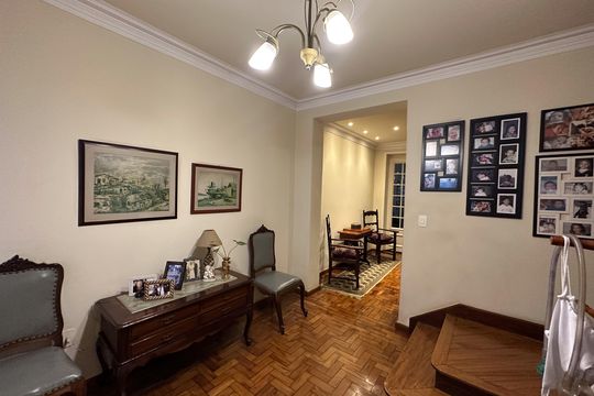 Sala 1 de casa à venda com 3 quartos, 218m² em Água Branca, São Paulo