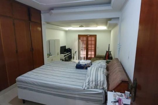 Casa à venda com 3 quartos, 131m² em Parque Jabaquara, São Paulo
