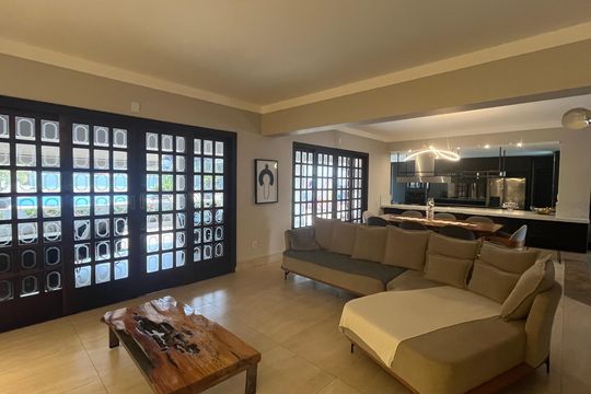 Sala de Estar de casa à venda com 5 quartos, 1000m² em Chácara Primavera, Campinas