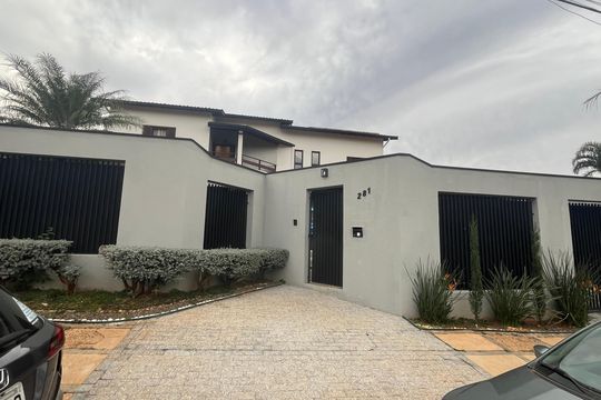 Fachada de casa à venda com 5 quartos, 1000m² em Chácara Primavera, Campinas