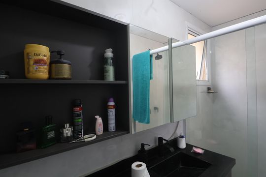 Banheiro da Suíte de apartamento à venda com 2 quartos, 76m² em Marechal Rondon, Canoas