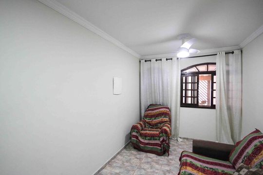 Sala de casa à venda com 3 quartos, 140m² em Parque Residencial Oratorio, São Paulo