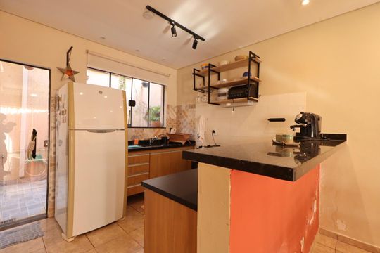 Cozinha de casa para alugar com 2 quartos, 120m² em Centro, Ribeirão Preto