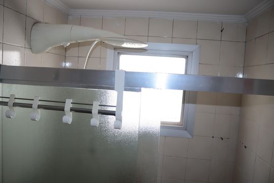 Banheiro de kitnet/studio à venda com 1 quarto, 36m² em Santa Cecília, São Paulo