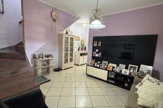 Casa para alugar com 3 quartos, 198m² em Jardim Ipanema, Santo André