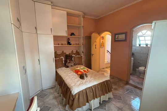Suíte de casa para alugar com 3 quartos, 198m² em Jardim Ipanema, Santo André