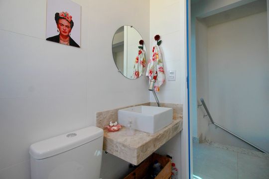 Lavabo da Sala de Estar de apartamento à venda com 3 quartos, 146m² em , Sabará