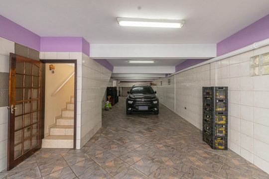 Garagem de casa à venda com 4 quartos, 350m² em Jardim Maringa, São Paulo
