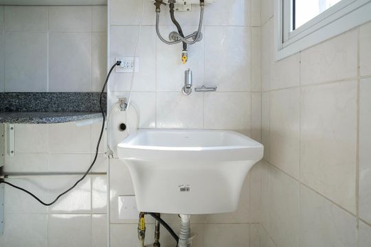 Área de serviço de apartamento à venda com 2 quartos, 59m² em Vila Normandia, São Bernardo do Campo