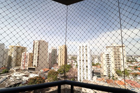 Sacada de apartamento para alugar com 1 quarto, 50m² em Centro, Uberlândia