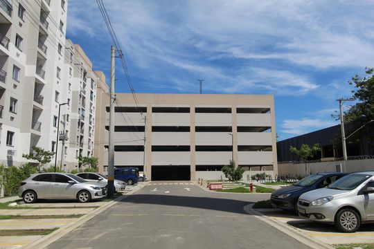 Edifício Garagem de apartamento à venda com 2 quartos, 61m² em Anil, Rio de Janeiro