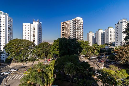 Vista Sacada de apartamento à venda com 1 quarto, 48m² em Vila Andrade, São Paulo