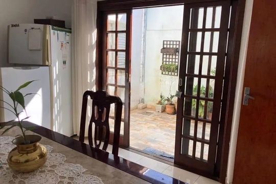 Casa à venda com 4 quartos, 220m² em Parque Taquaral, Campinas