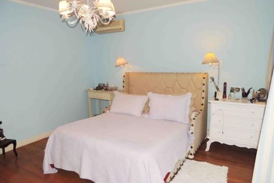 Casa à venda com 4 quartos, 600m² em Granja Julieta, São Paulo