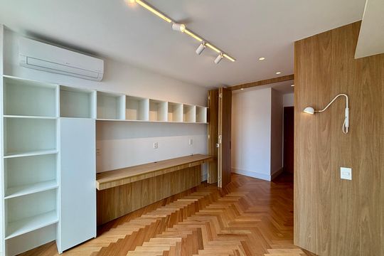 Apartamento à venda com 2 quartos, 165m² em Humaitá, Rio de Janeiro