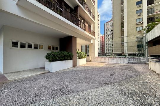 Área comum de apartamento à venda com 2 quartos, 165m² em Humaitá, Rio de Janeiro