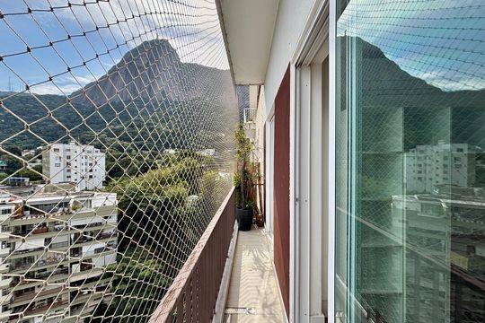 Varanda da Sala 1 de apartamento à venda com 2 quartos, 165m² em Humaitá, Rio de Janeiro
