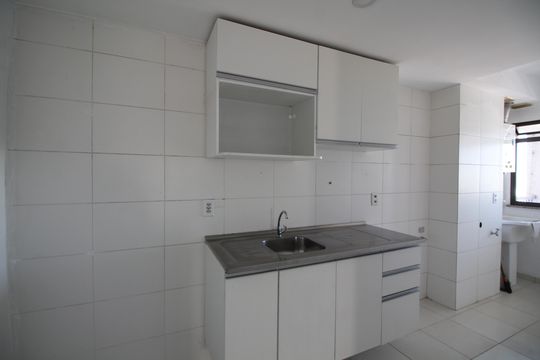 Cozinha de apartamento à venda com 3 quartos, 90m² em Taquara, Rio de Janeiro