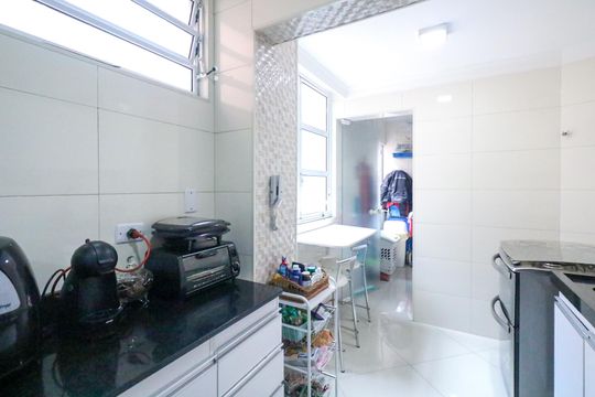 Cozinha de apartamento à venda com 2 quartos, 69m² em Santa Paula, São Caetano do Sul
