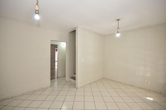Sala de casa para alugar com 3 quartos, 90m² em Jardim Caner, Taboão da Serra