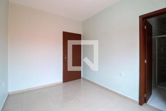 Casa à venda com 3 quartos, 115m² em São José, Canoas