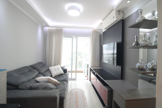 Sala de apartamento à venda com 2 quartos, 61m² em Vila Isa, São Paulo
