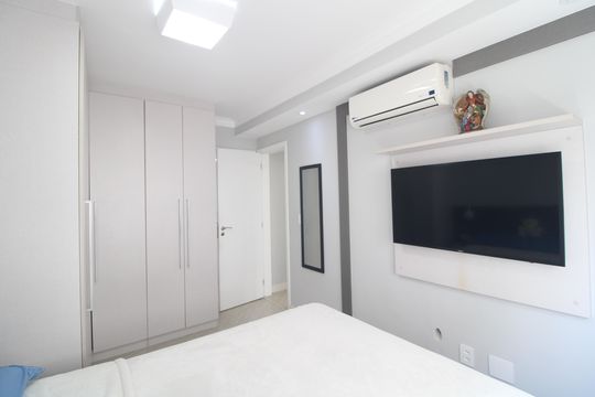 Suíte de apartamento à venda com 2 quartos, 61m² em Vila Isa, São Paulo