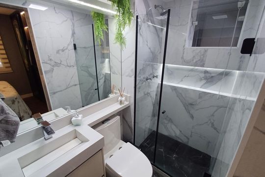 Banheiro de apartamento à venda com 2 quartos, 66m² em Vila Metalúrgica, Santo André